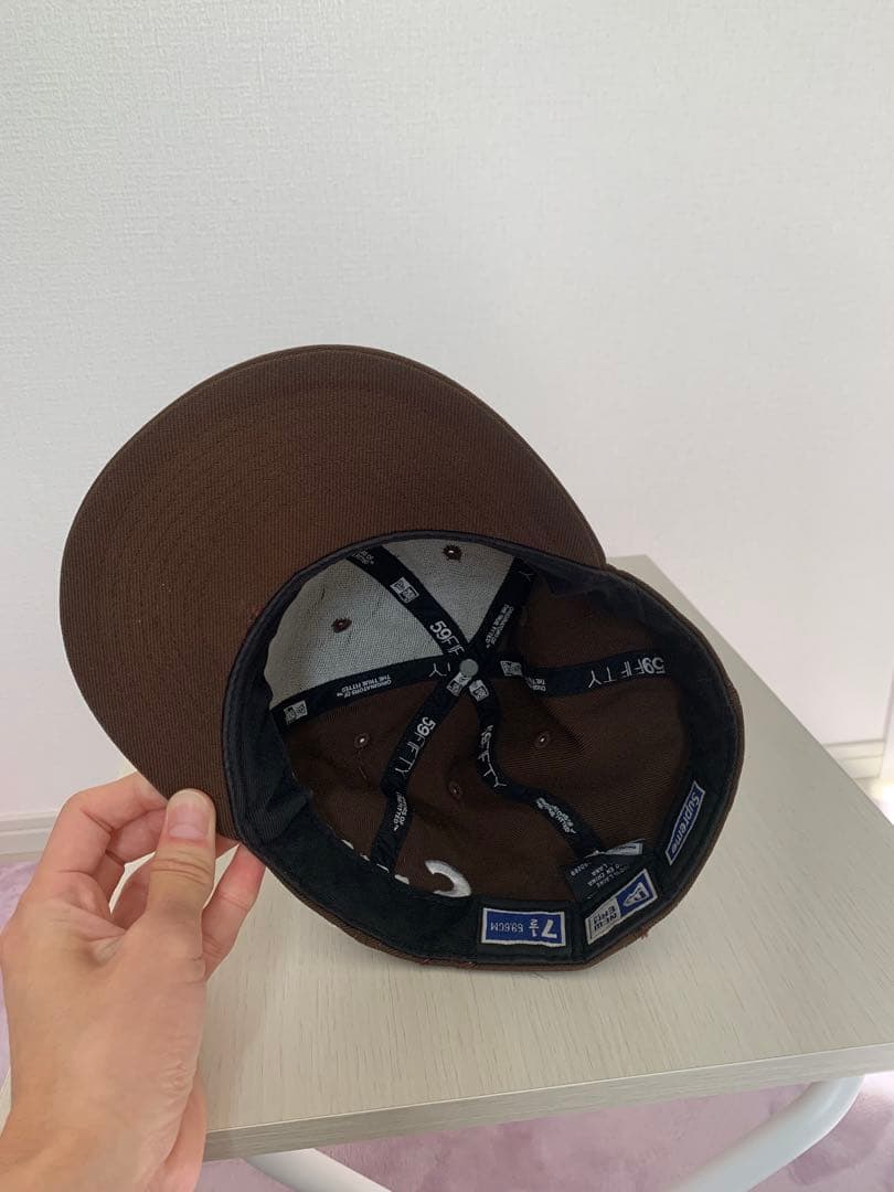 帽子 Supreme side logo newera cap