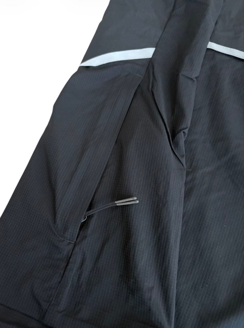 未使用級On Core Jacket ブラック S 撥水 パッカブル ジャケット