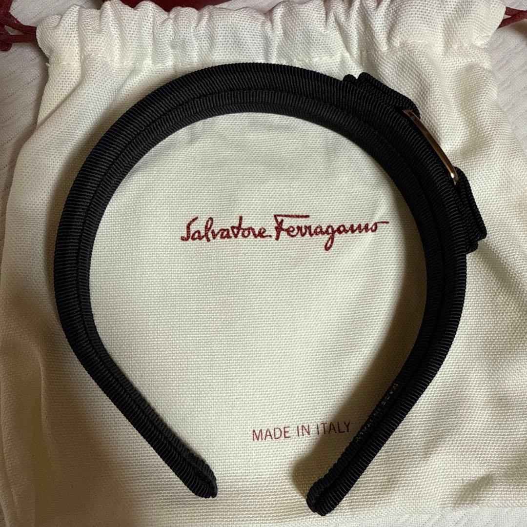 Salvatore Ferragamo ブラック ヘアバンド 保証書付き