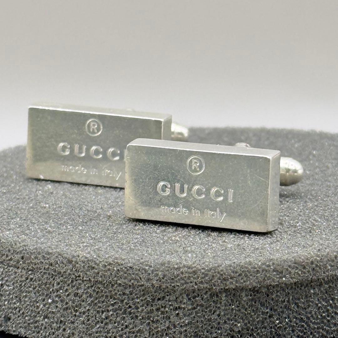 GUCCI ロゴ スクエア カフス シルバー F252075