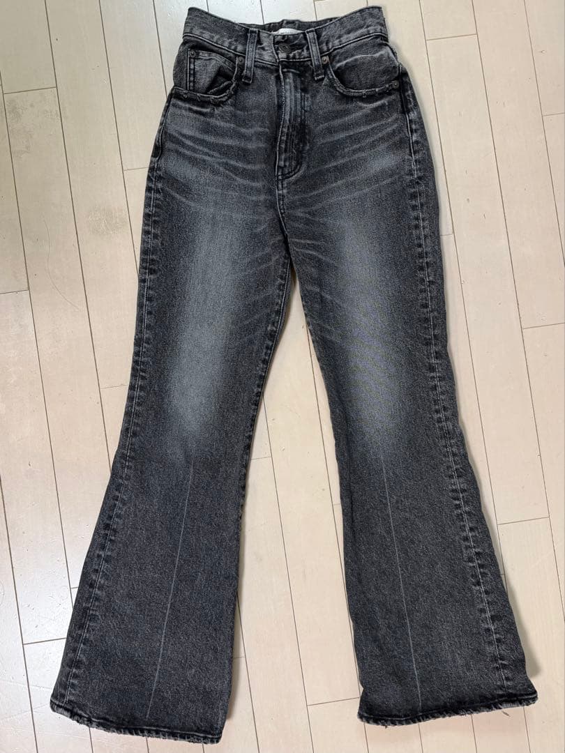 moussy MVS BLACK FLARE 23インチ