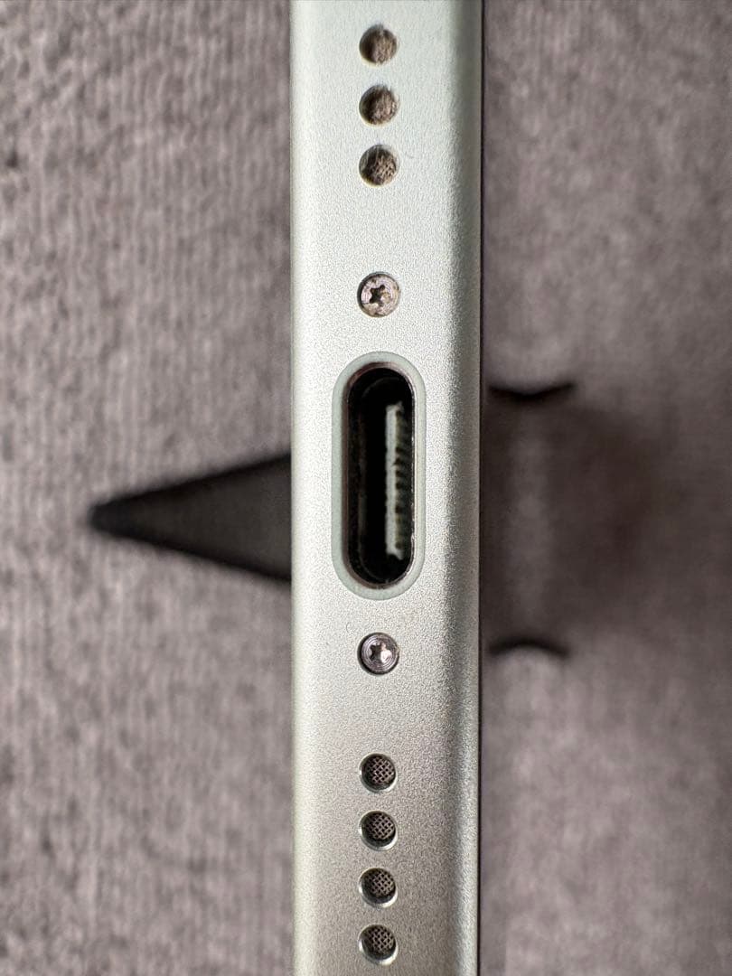 Apple iPhone 15 128GB グリーン