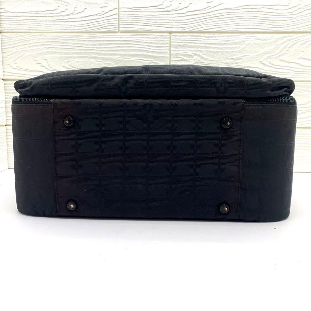 希少！CHANELシャネルニュートラベルライントラベルバッグスーツケース2Way