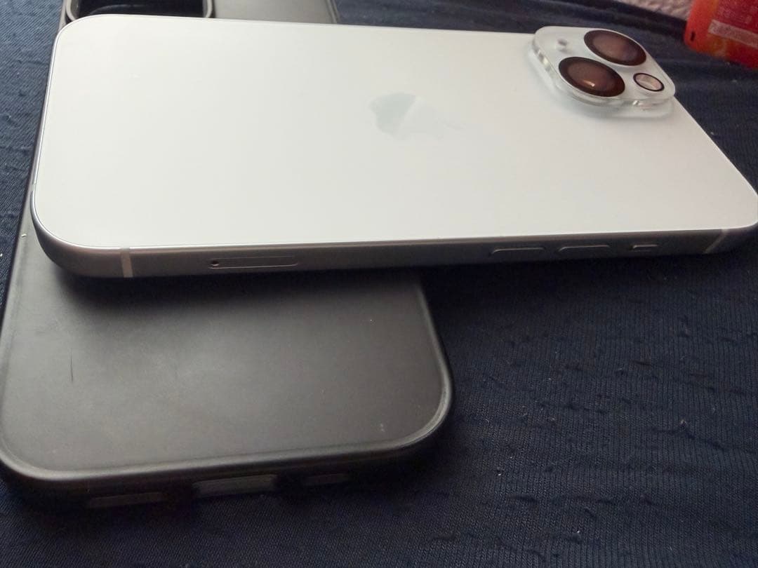 【美品】Apple iPhone 15 ブルー 128GB