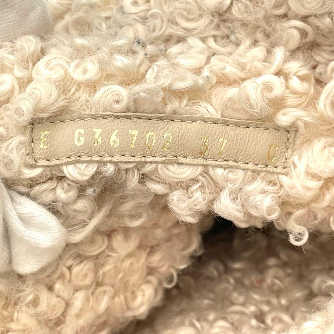 人気モデル✨CHANEL ターンロック　ブーツ　ムートン　アイボリー　マトラッセ
