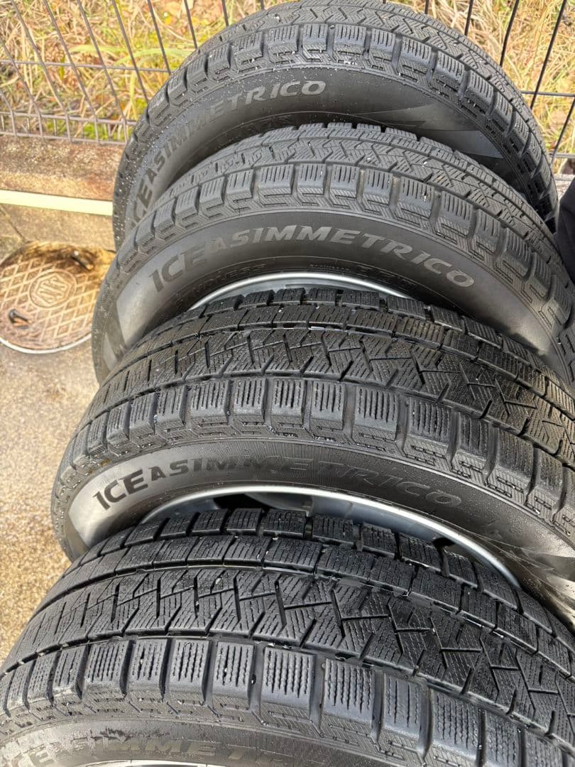 【専用です購入不可】Pirelli スタッドレス 165/65 R15