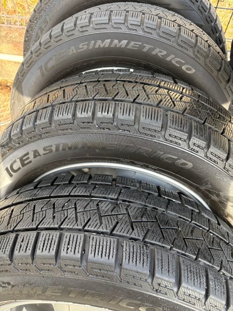 【専用です購入不可】Pirelli スタッドレス 165/65 R15