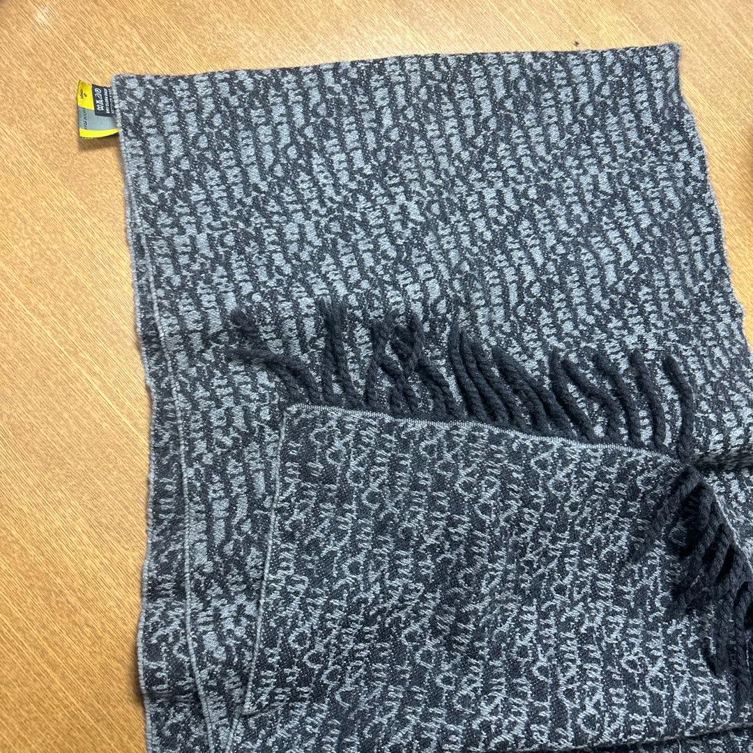 【FENDI】フリンジ付きマフラー グレー系 ウール100%