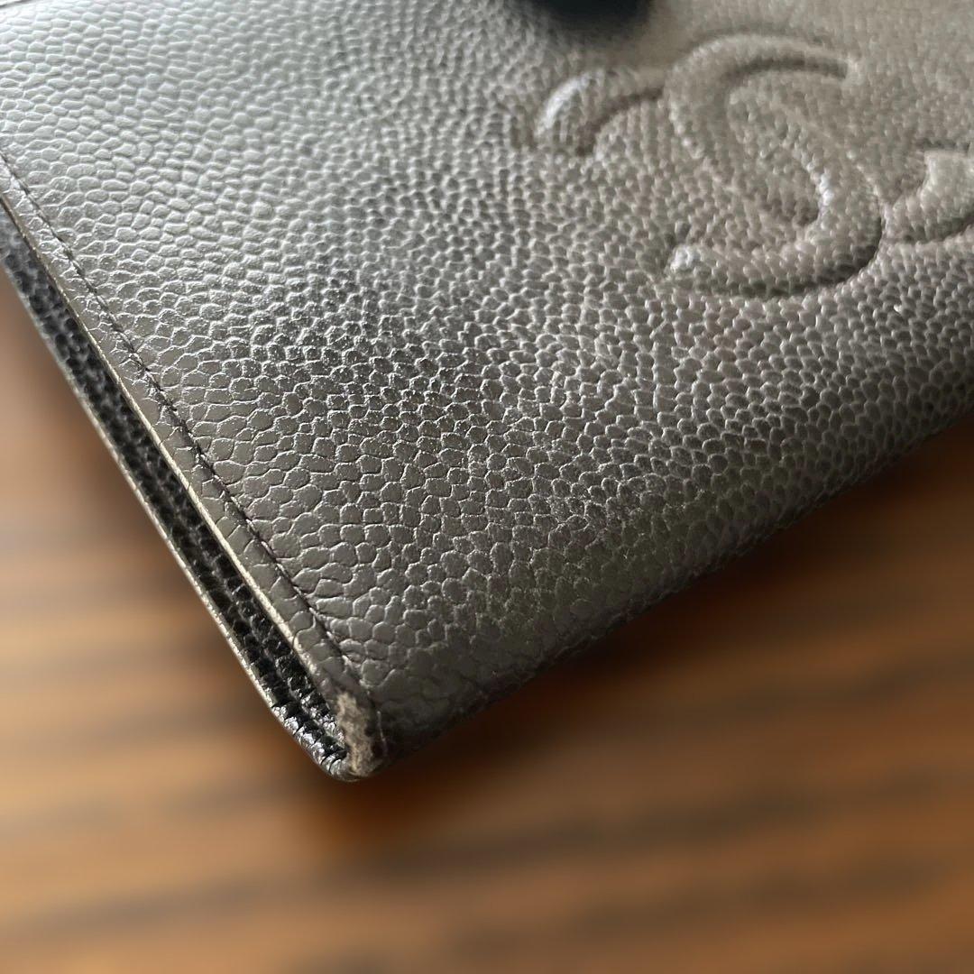 CHANEL 二つ折り財布