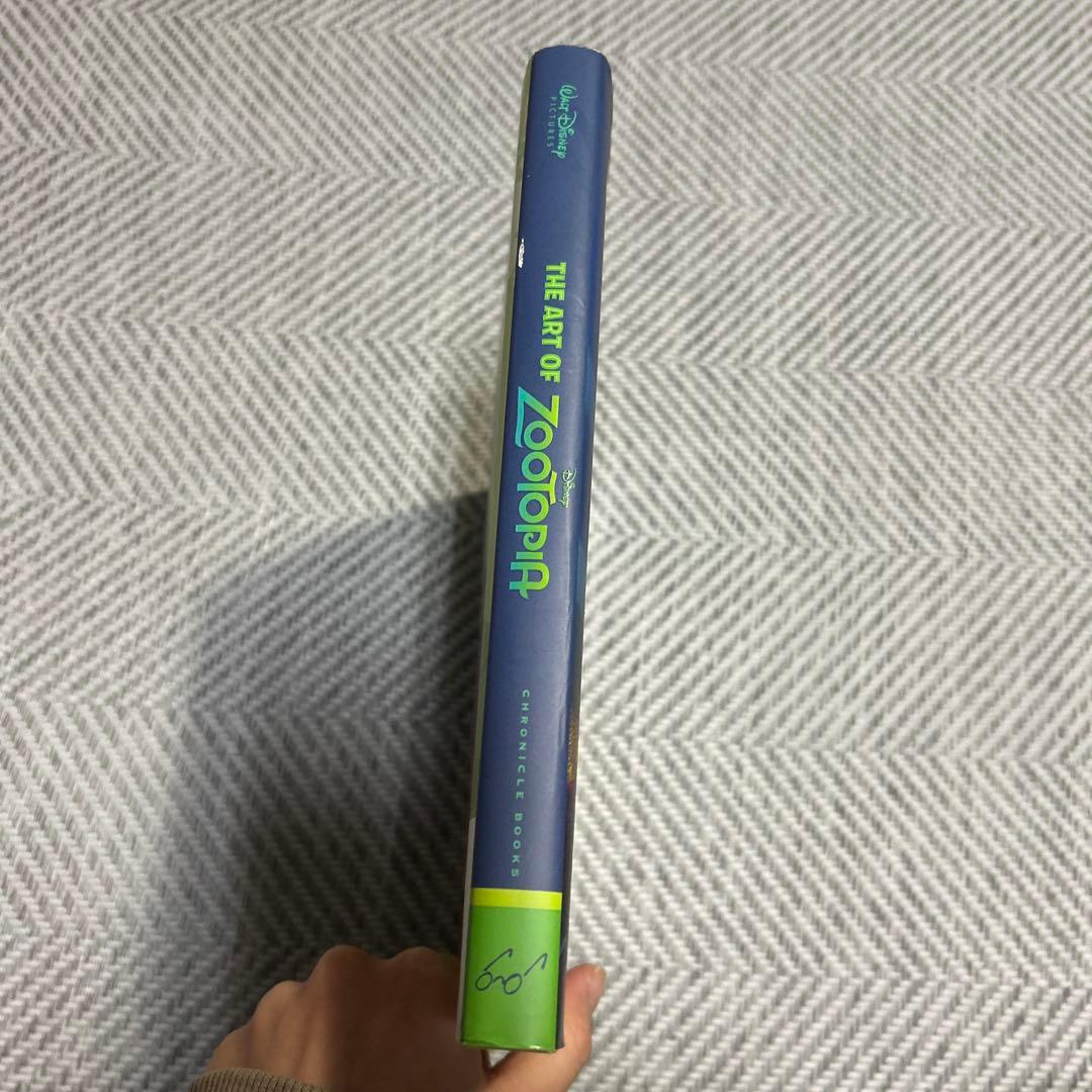 THE ART OF ZOOTOPIA 洋書