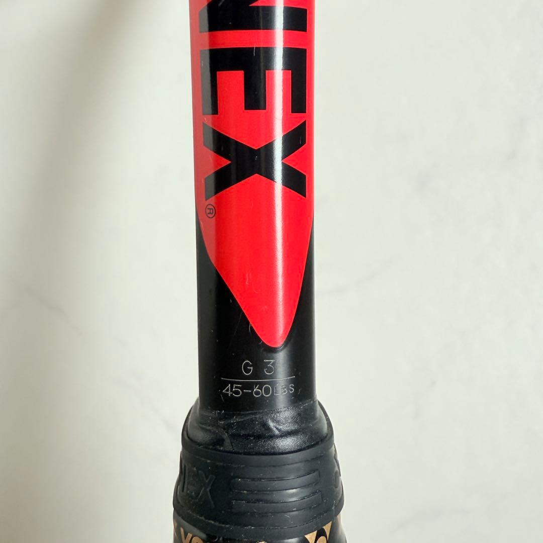 美品 YONEX VCORE Tour F 93 G3 テニスラケット 赤黒