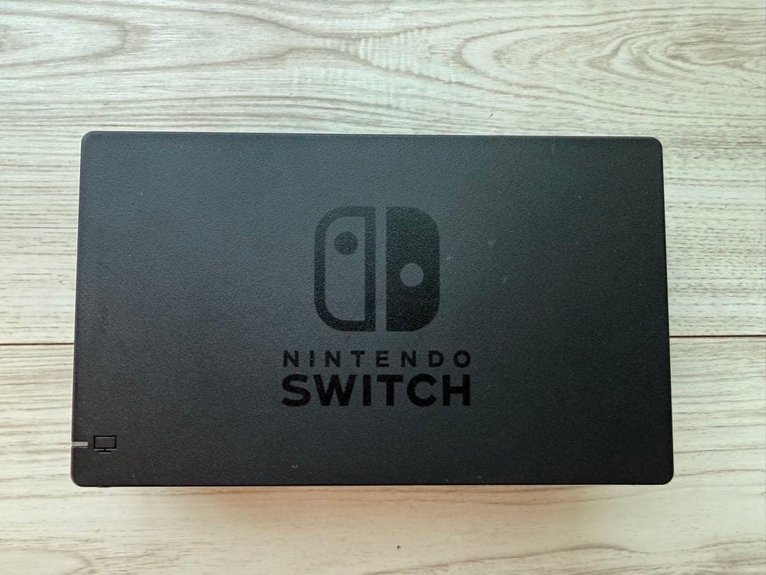Nintendo Switch 本体のみ(コントローラーなし)