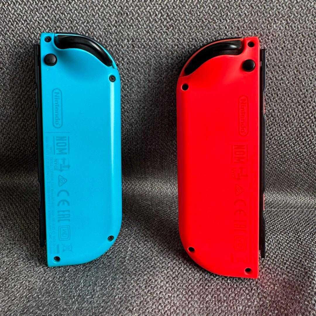 【ケース付き】Nintendo Switch ネオンブルー/ネオンレッド 本体