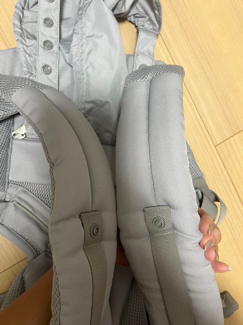 Ergobaby（エルゴベビー）グレー メッシュ 抱っこ紐