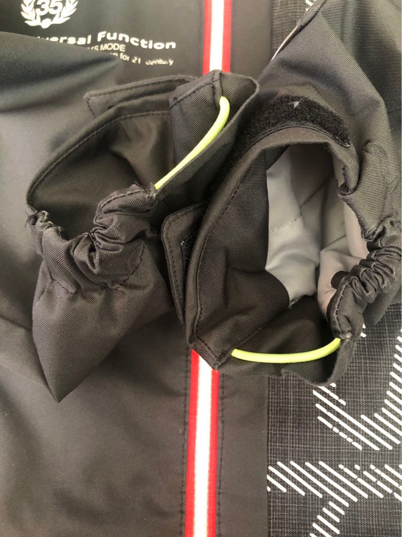 DESCENTE デサント　スキーウェア 上下セット　⭐︎サイズ130⭐︎