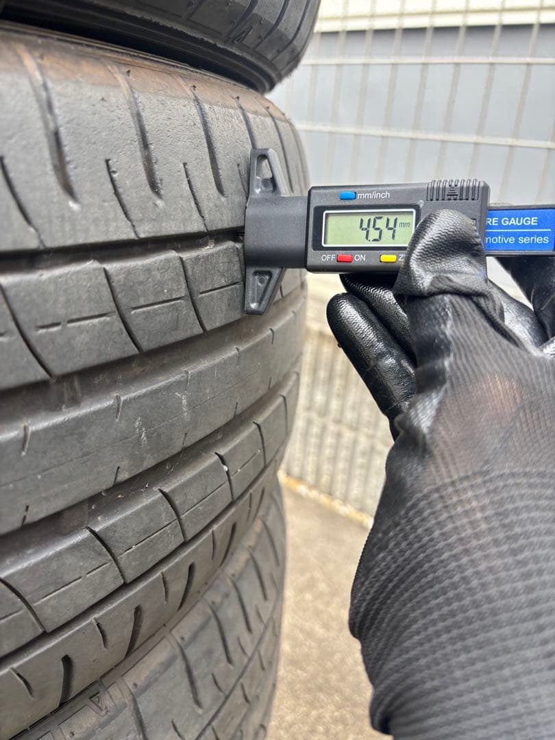 ①225/50R18 ダンロップ　SPスポーツマックス050 4本のうち2本