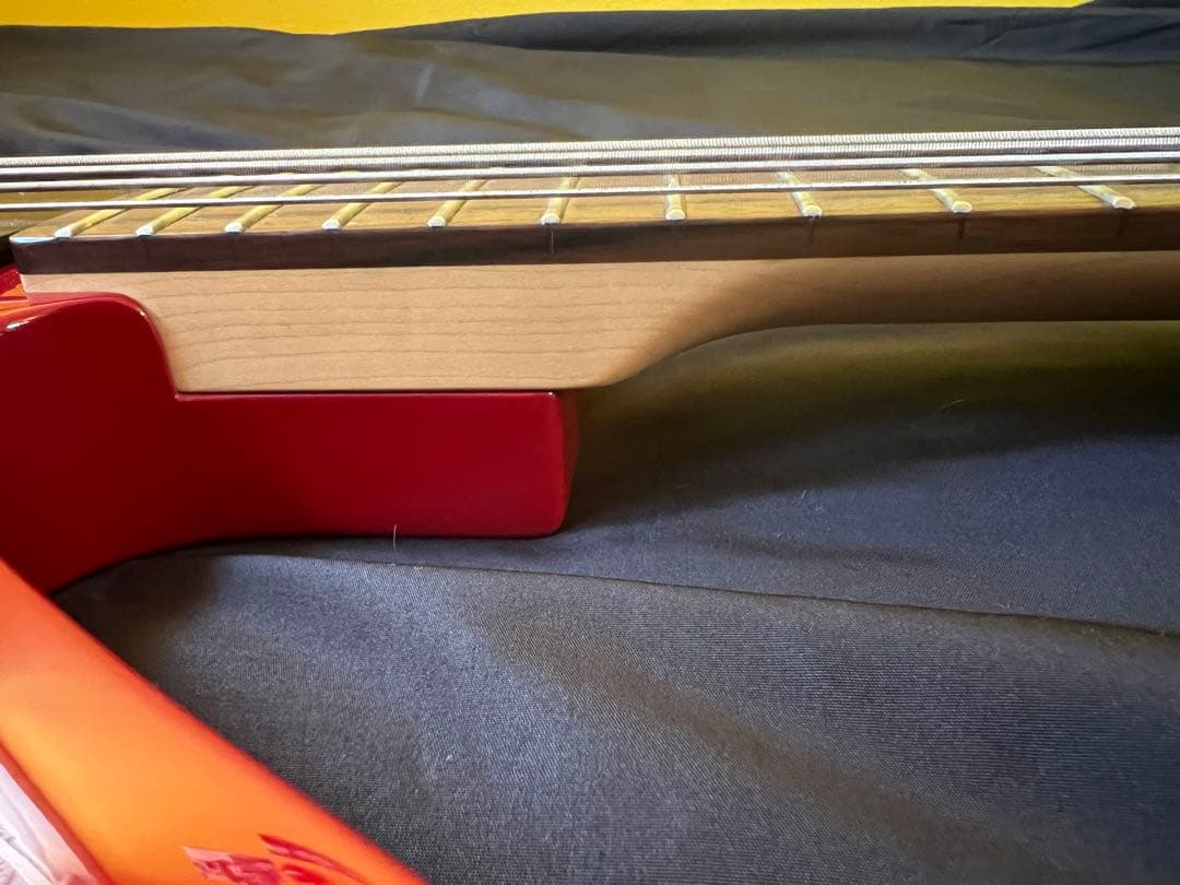 激レアparker ベース bass エレキベース RED 未使用品ケース付