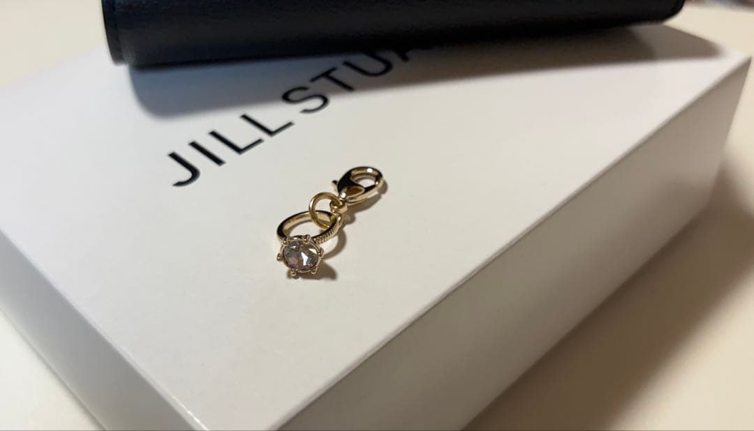 JILL STUART ブラック　二つ折り財布