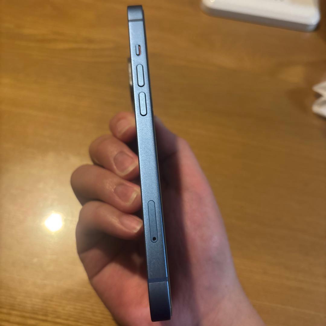 iPhone13ブルー256gb