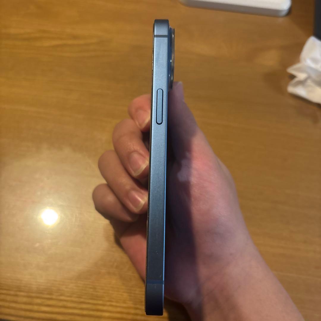 iPhone13ブルー256gb