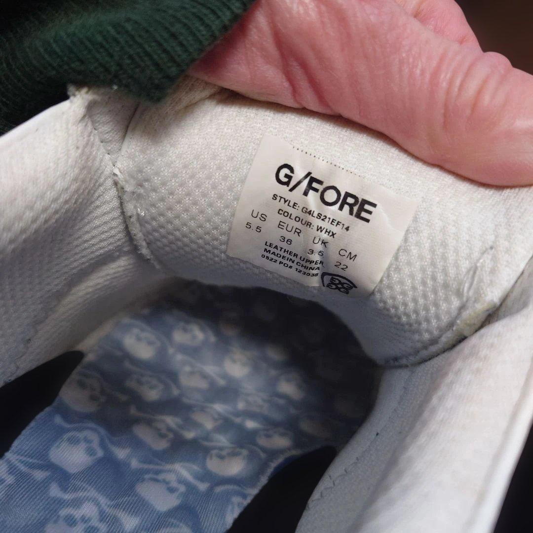 G/FORE フリンジ付きホワイトスニーカー