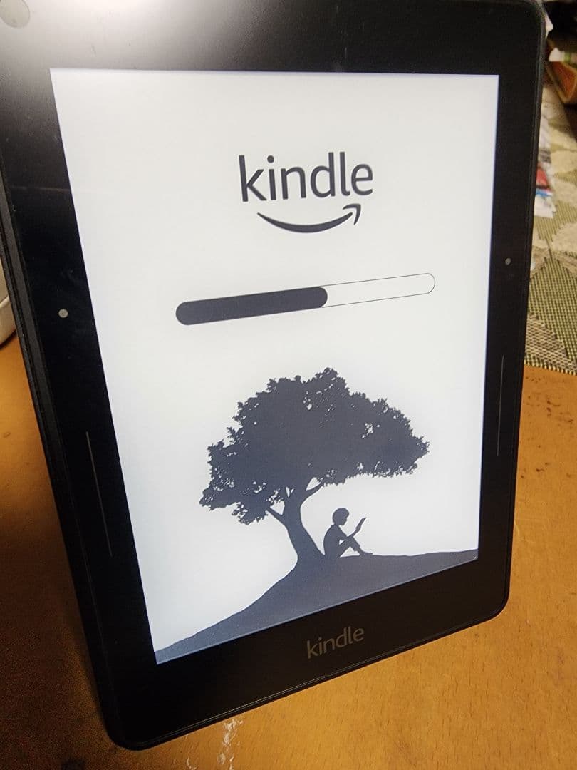 Amazon KindleVoyage オリガミカバーと保護フィルム付き！