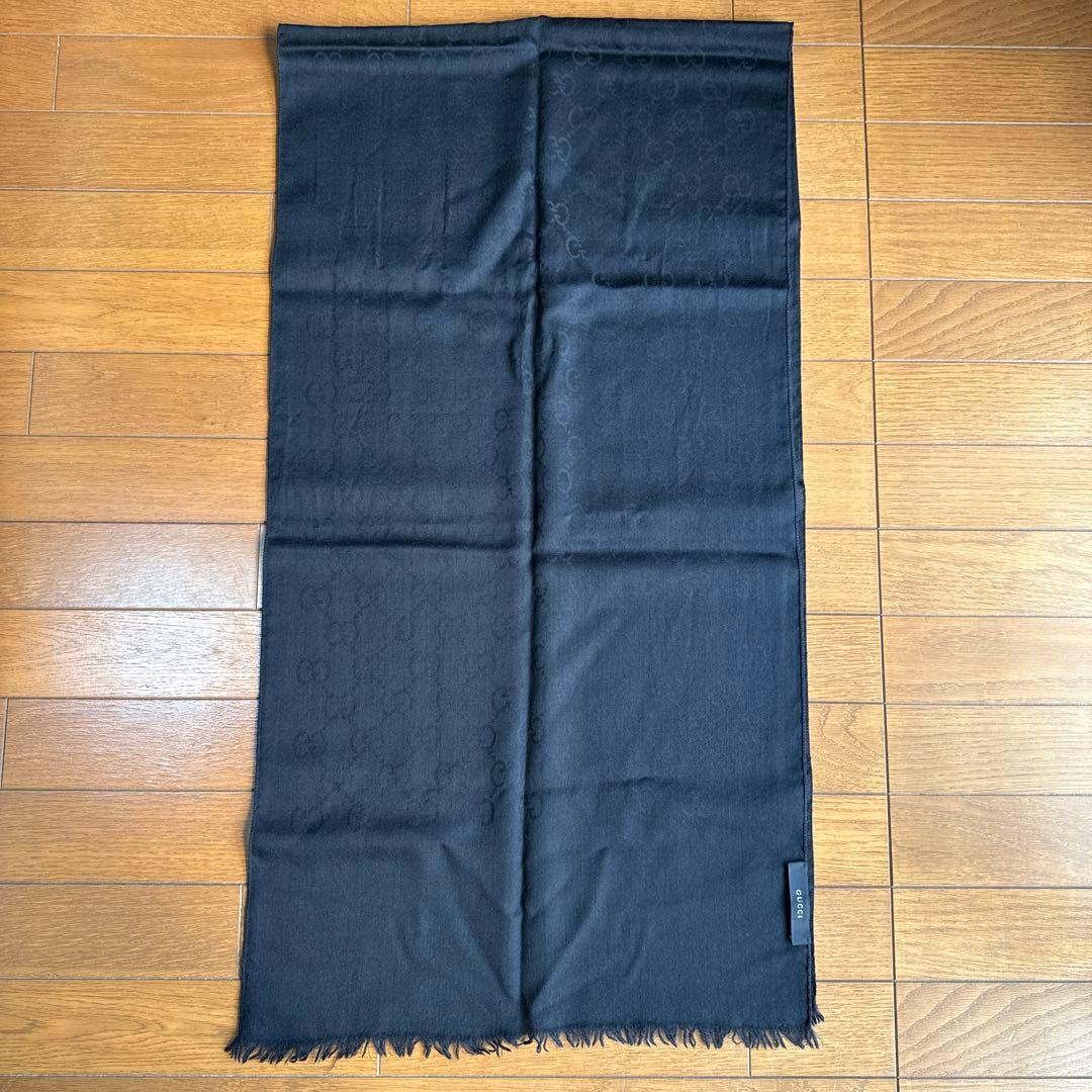GUCCI ブラック ストール GGパターン