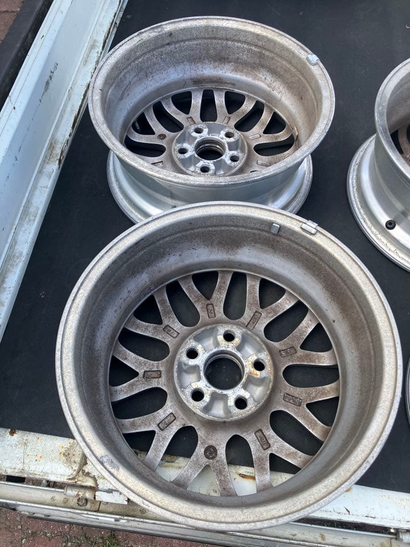 トヨタ 純正 アルミホイール 16インチ 6.5J +50 114.3 メッシュ