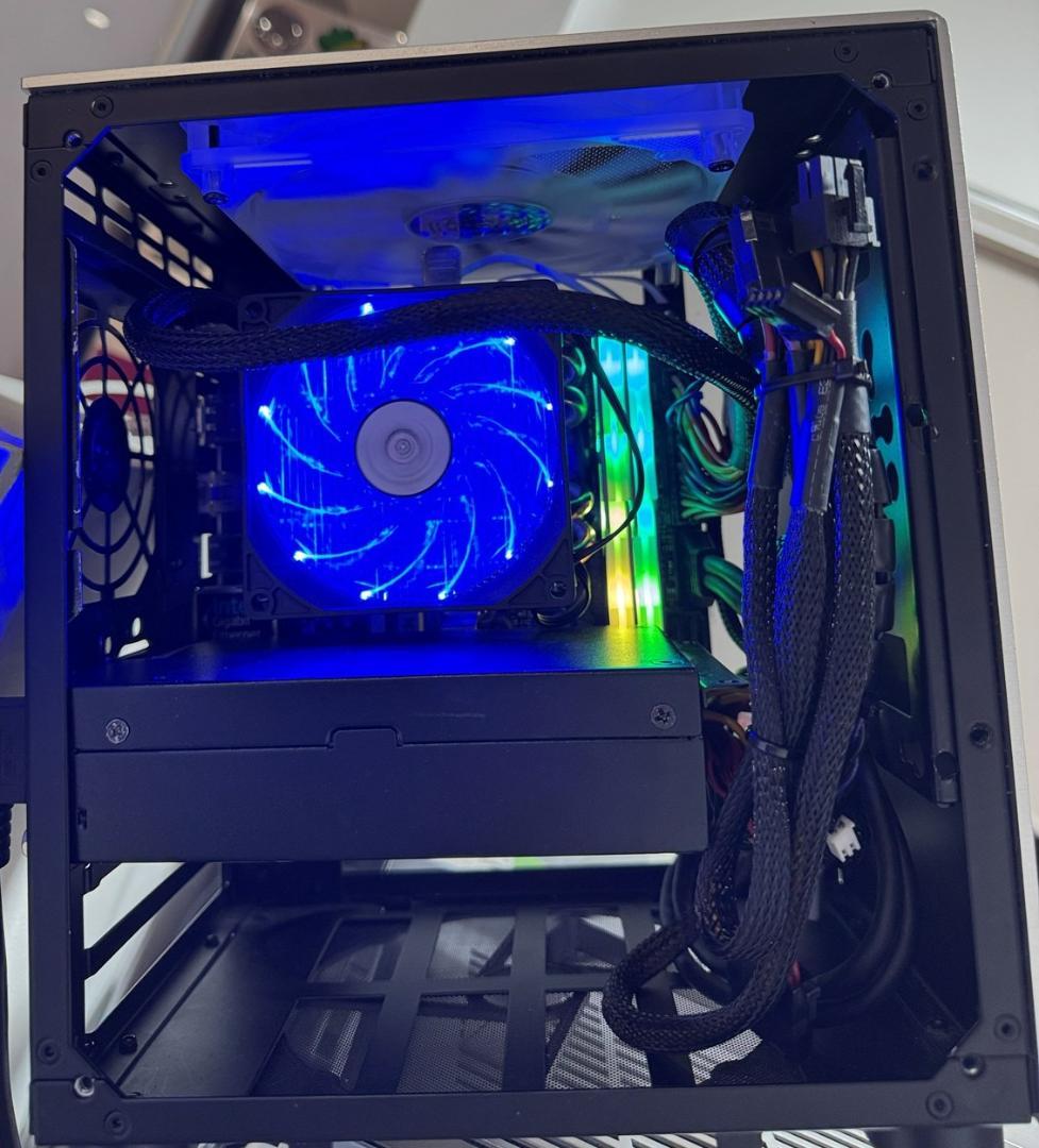 自作　i5 8500 メモリー16G SSD256G ITX/ac