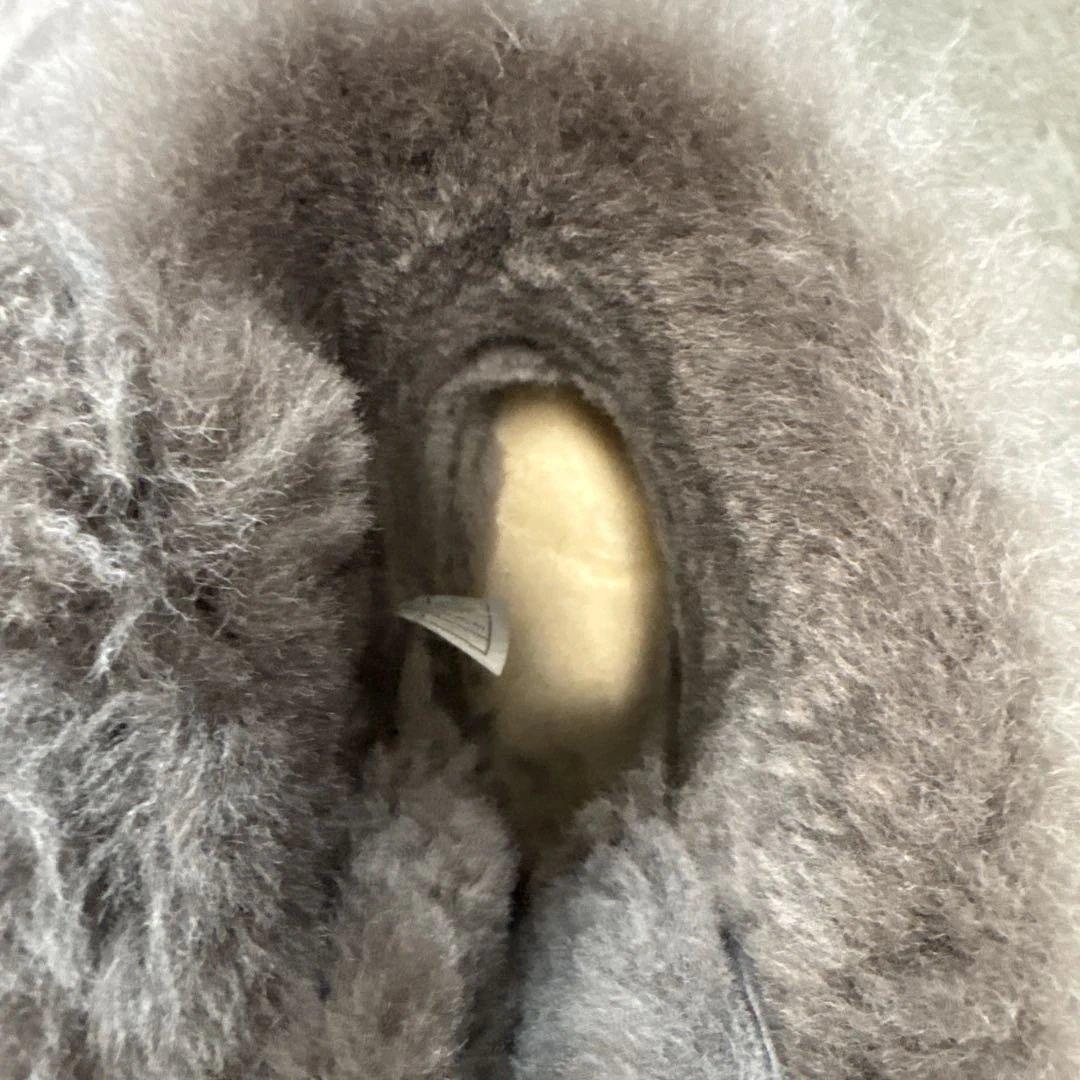 UGG グレーのブーツ　25cm