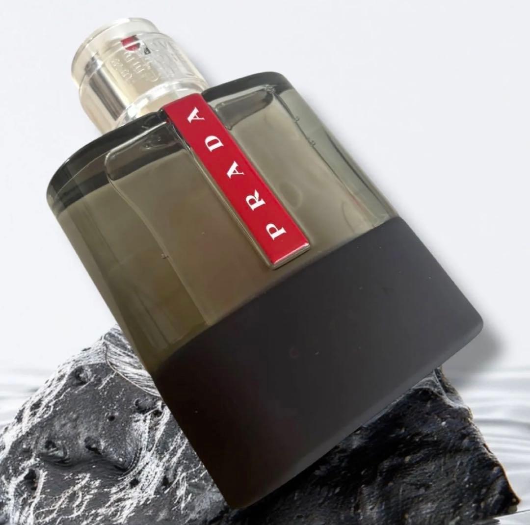 プラダ ルナロッサ カーボン オーデトワレ　100ml