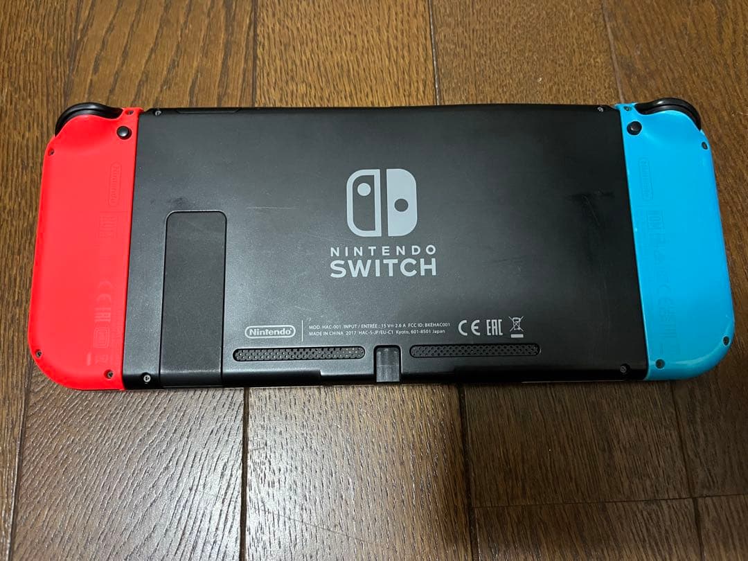 ピ*ピ様 Nintendo Switch スイッチ本体 青/赤 HAC-001