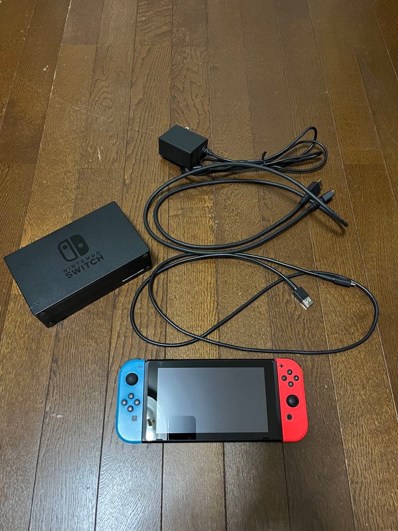 ピ*ピ様 Nintendo Switch スイッチ本体 青/赤 HAC-001