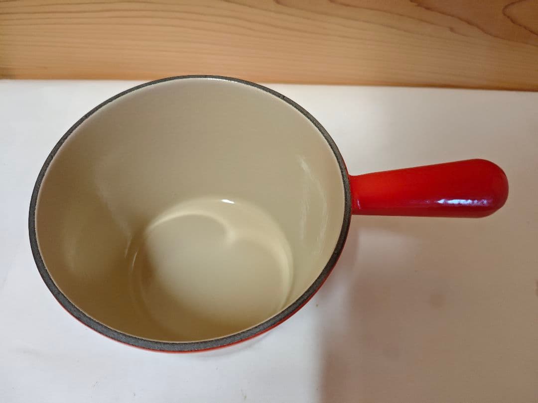 Le Creuset ル・クルーゼ　ウィンザーポット　チェリーレッド
