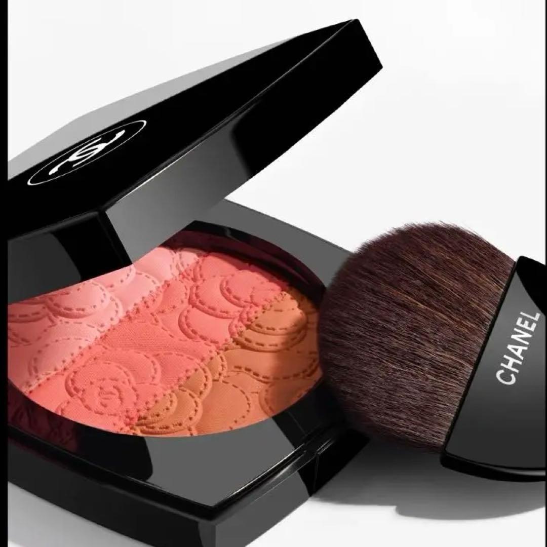 CHANEL シャネル　CAMÉLIA FUTURA パウダーチーク 限定
