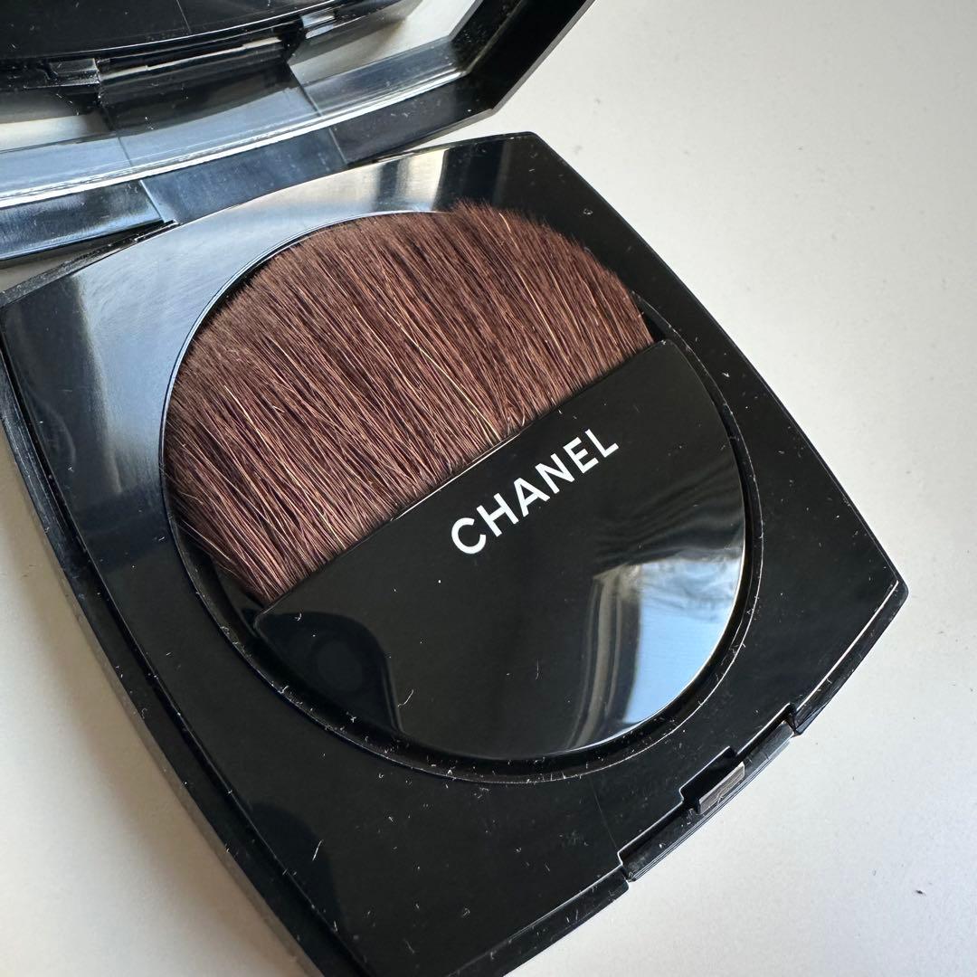 CHANEL シャネル　CAMÉLIA FUTURA パウダーチーク 限定