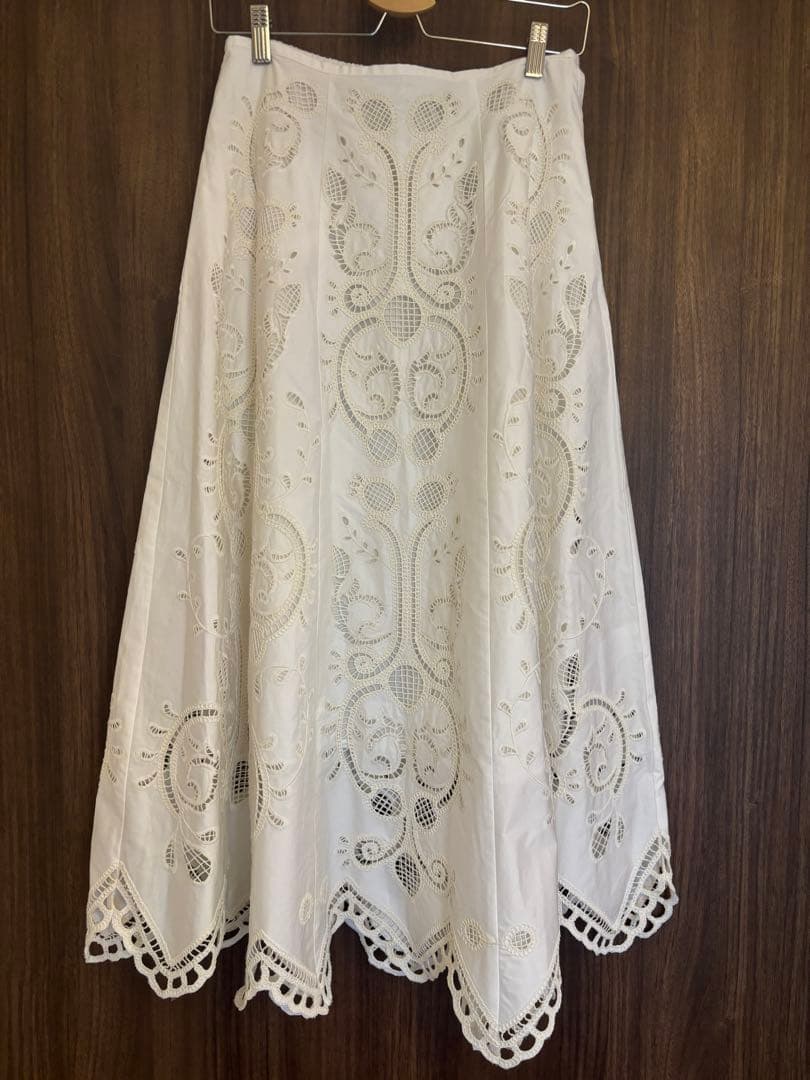 THE SHINZONE シンゾーン EMBROIDERY LACE SKIRT