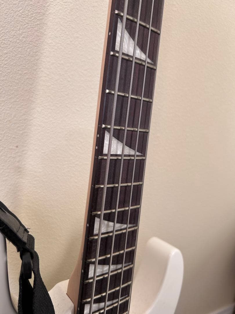 ベース Jackson Concert JS2