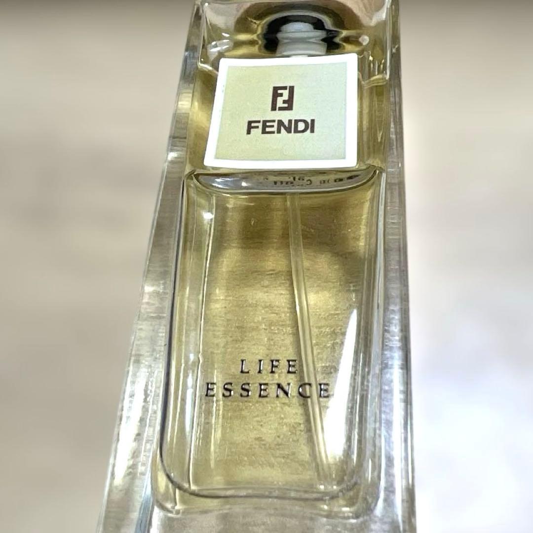 【稀少・廃盤】FENDI フェンディ ライフエッセンス 50ml（残量9割）