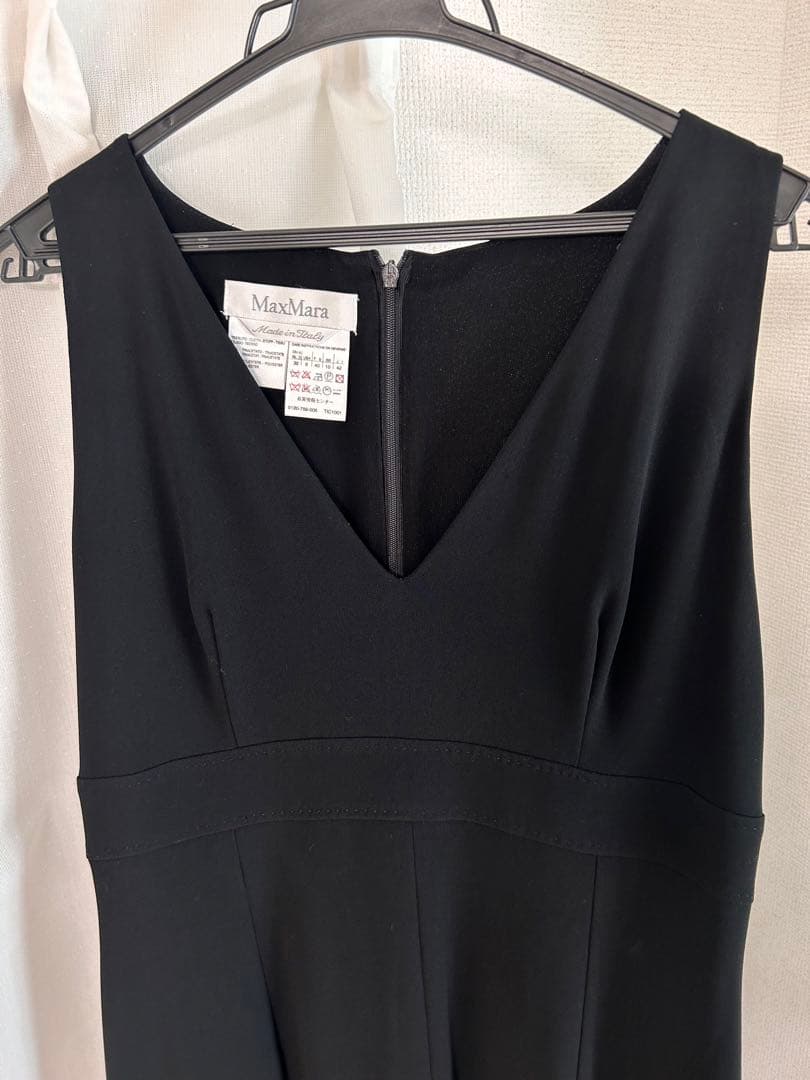 【白タグ】MaxMara ノースリーブワンピース 黒42