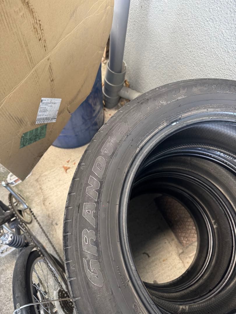 225/60R18 100H タイヤ 4本セットDUNLOP GRANDTREK