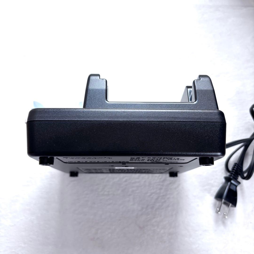 美品 Panasonic バッテリー充電器 NKJ075Z1 電動アシスト自転車