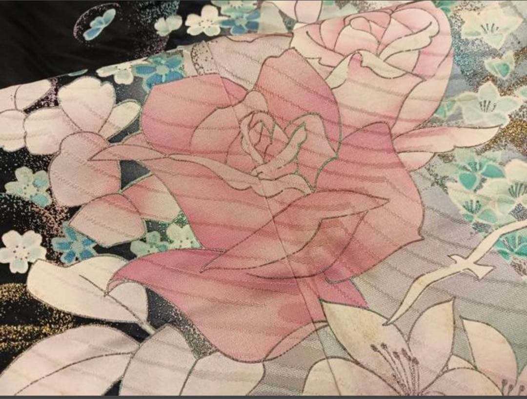 豪華振袖　駒刺繍　鳳凰草花文　金彩　鈴乃屋扱い　逸品