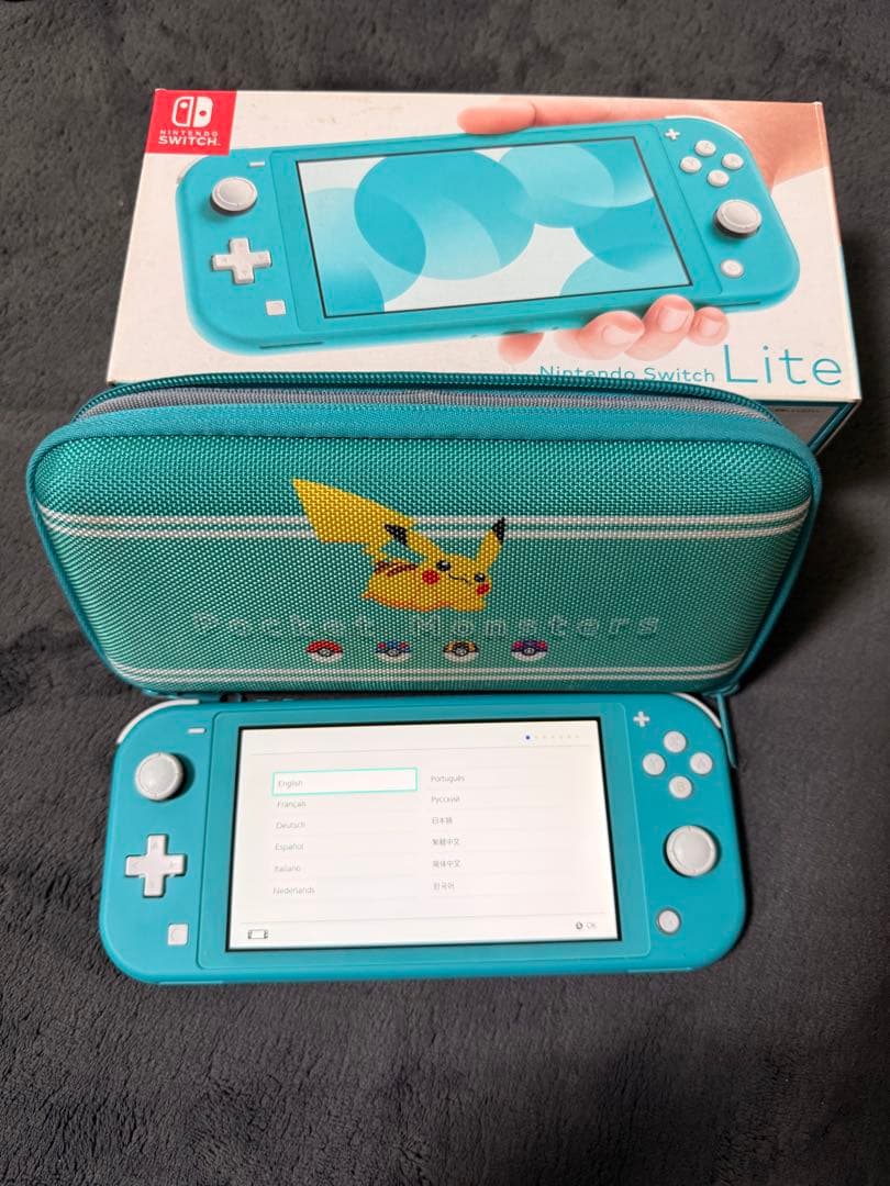 Nintendo Switch Lite [ターコイズ色] ピカチュウカバー付き