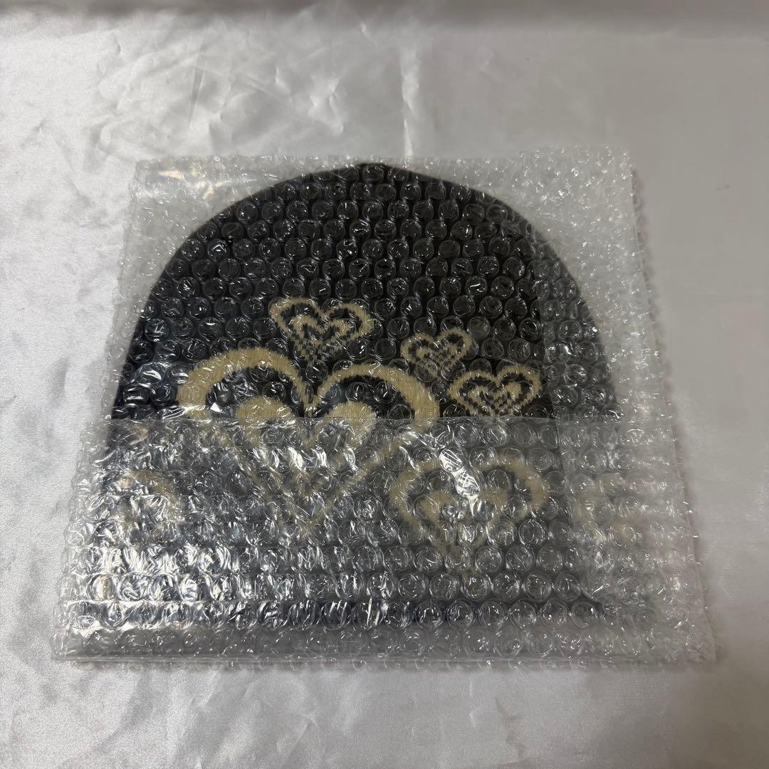 新品 Sol soonerorlater Spread Heart Beanie