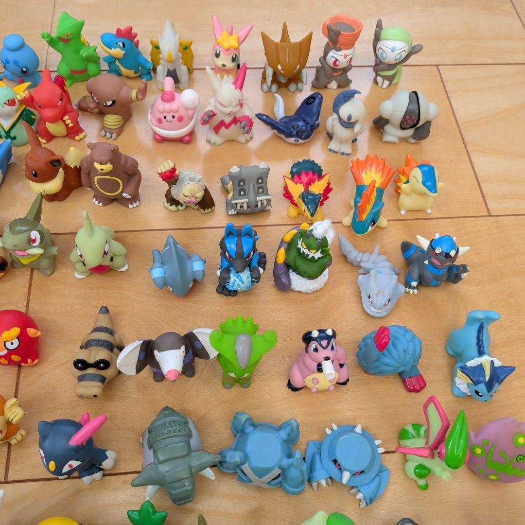 川本ジ　任天堂 ポケモン キッズ 指人形 350個 以上 まとめ売り