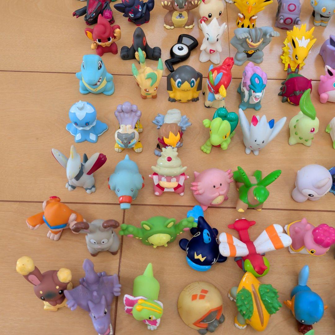 川本ジ　任天堂 ポケモン キッズ 指人形 350個 以上 まとめ売り