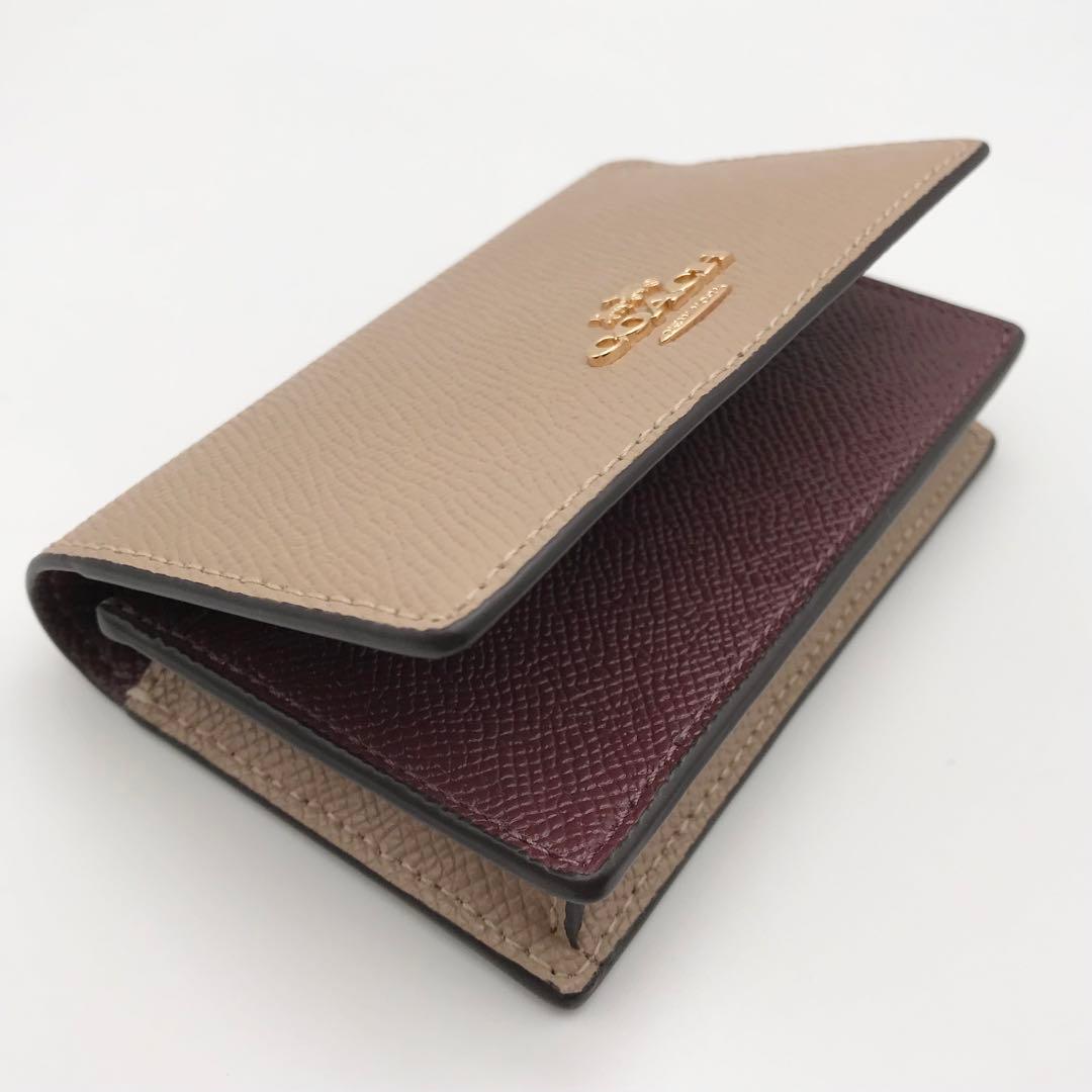 COACH 大人気！！ ビジネス カードケース トープ 名刺入れ 男女兼用 新品