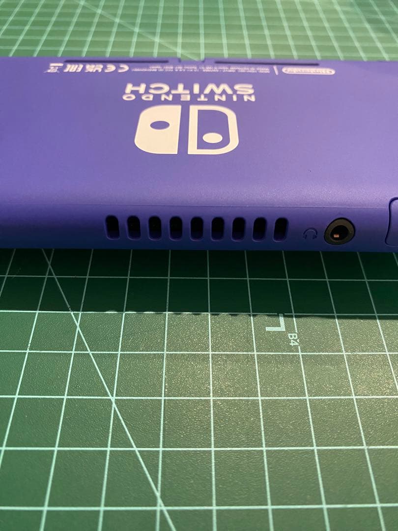 Nintendo Switch Lite パープル 本体　美品　ケース付き