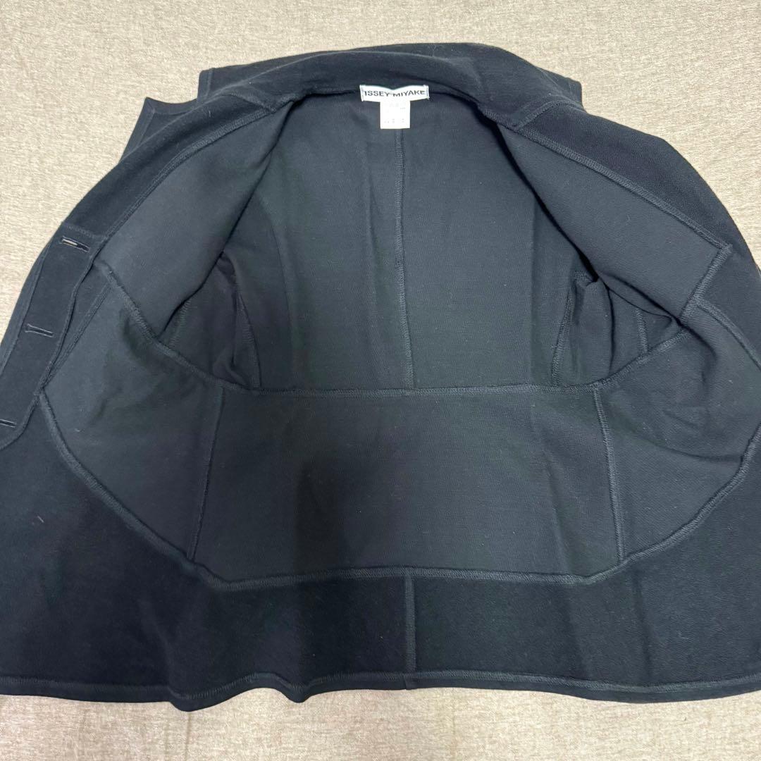 ISSEY MIYAKE ブラック テーラードジャケット 3 裏地無し